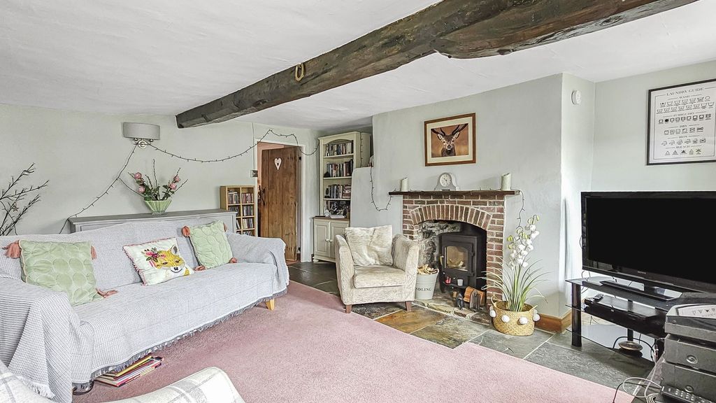 Property photo 3 of 25