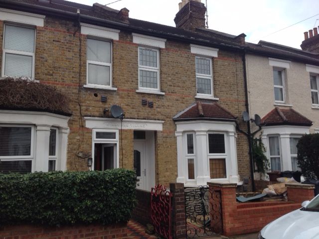 Property photo 1 of 5