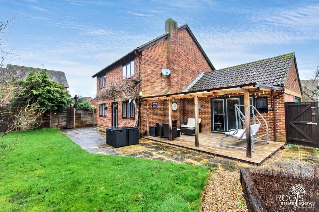 Property photo 2 of 15 Rear Aspect