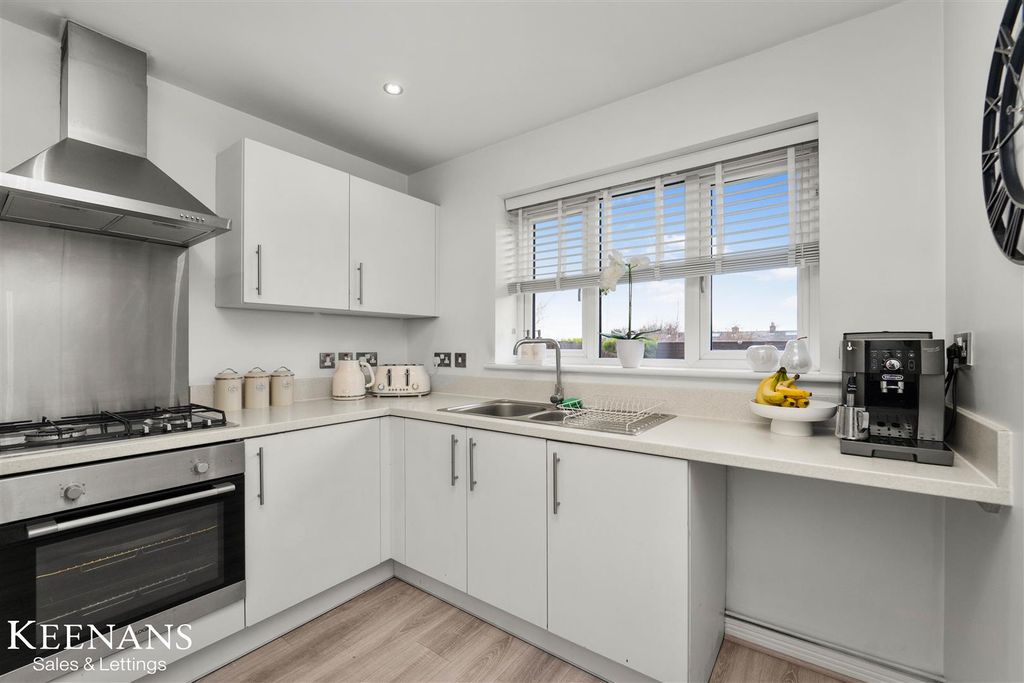 Property photo 3 of 31 3.Jpg