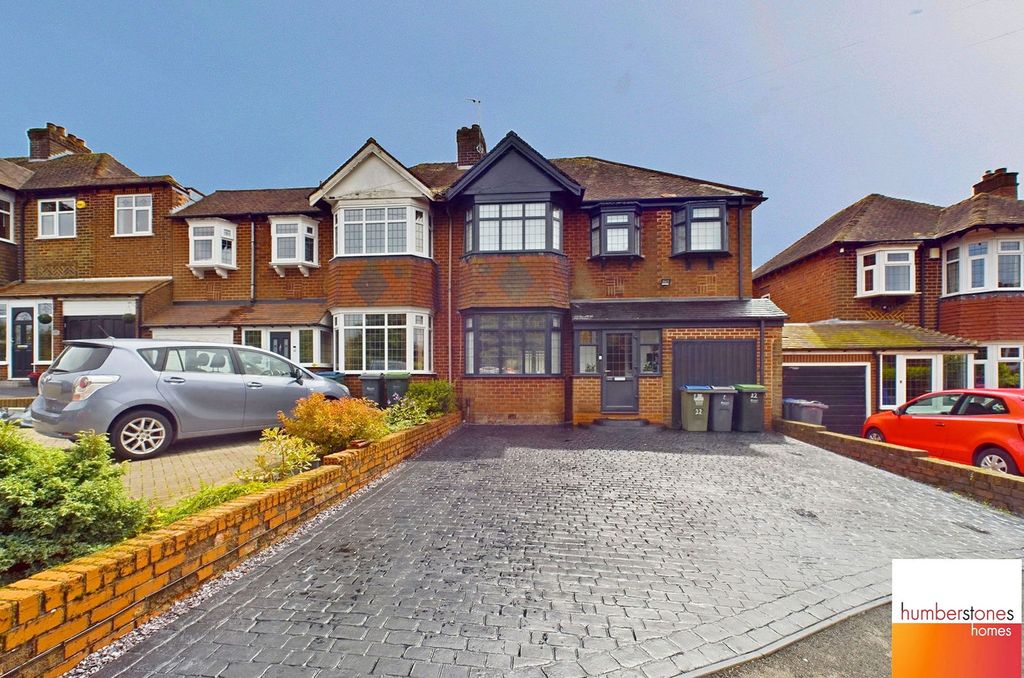 Property photo 1 of 35