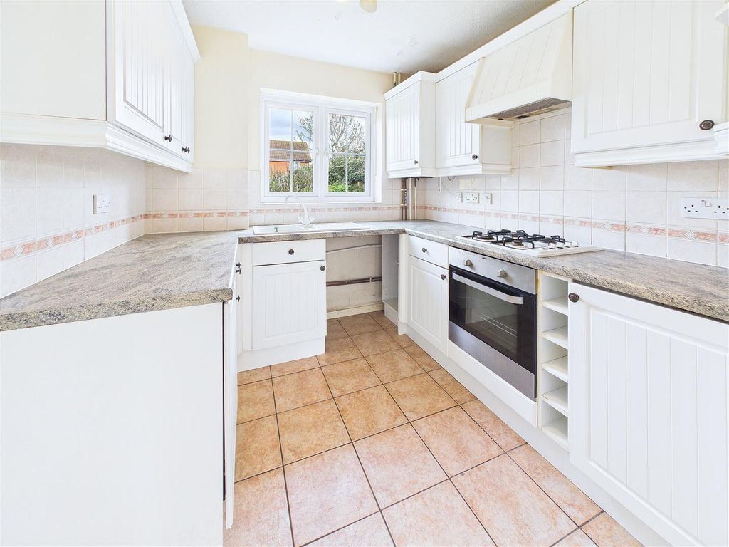 Property photo 2 of 14