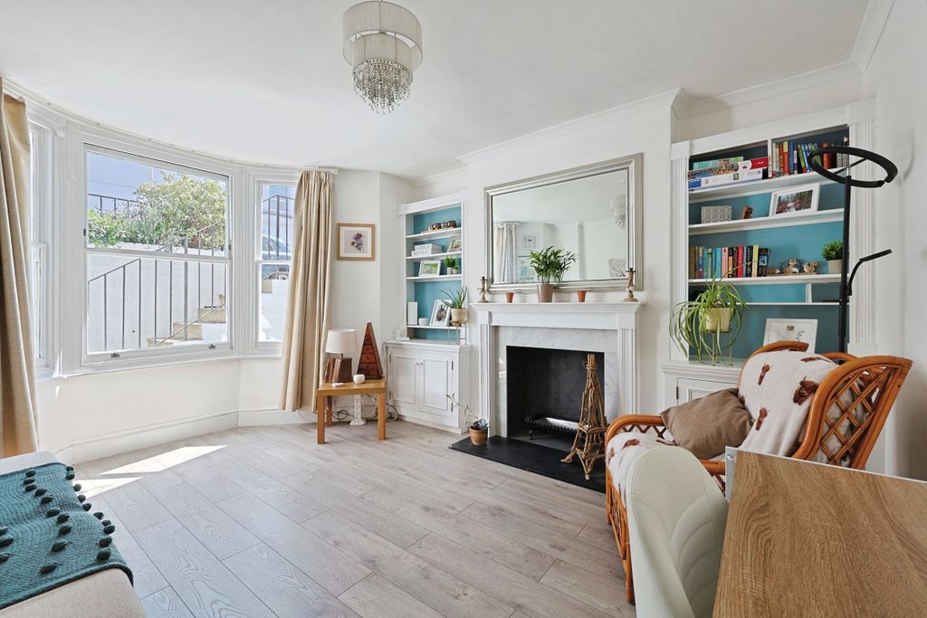 Property photo 1 of 16 69Fe4B98F71c3Feede0A16d89635c9E95690B913.Jpg