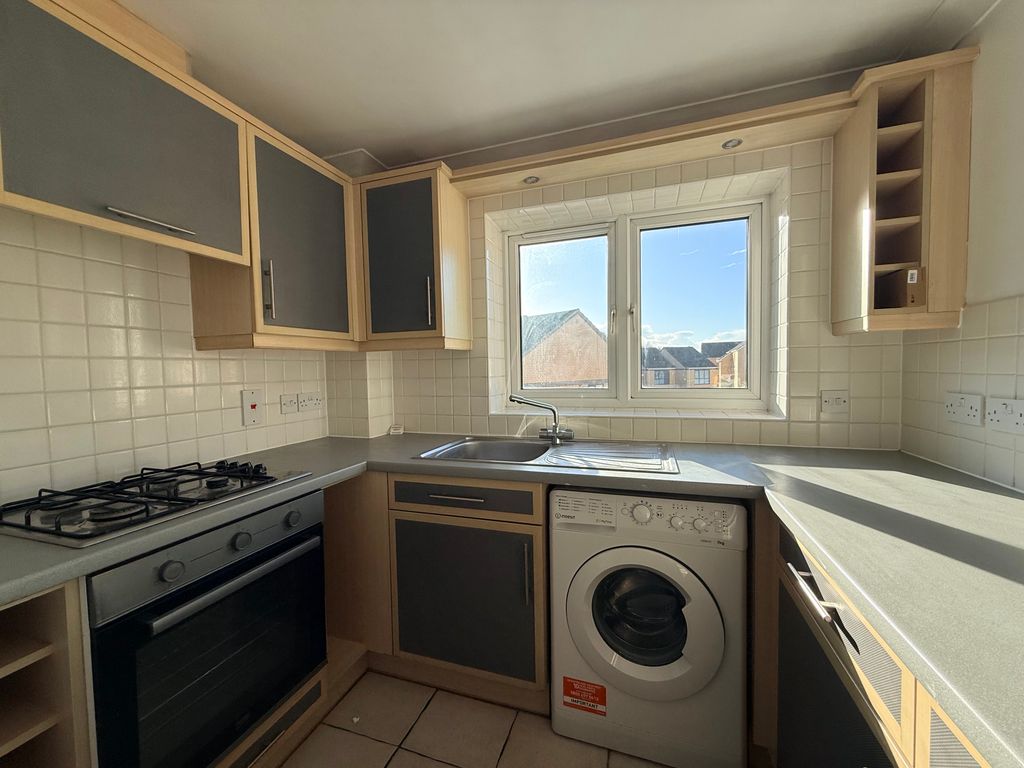 Property photo 3 of 8