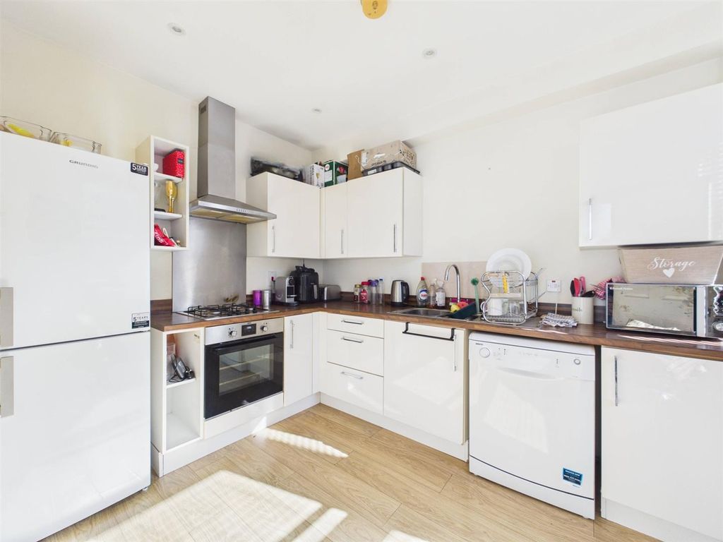 Property photo 1 of 12 Cam01563G0-Pr0342-Still001.Jpg