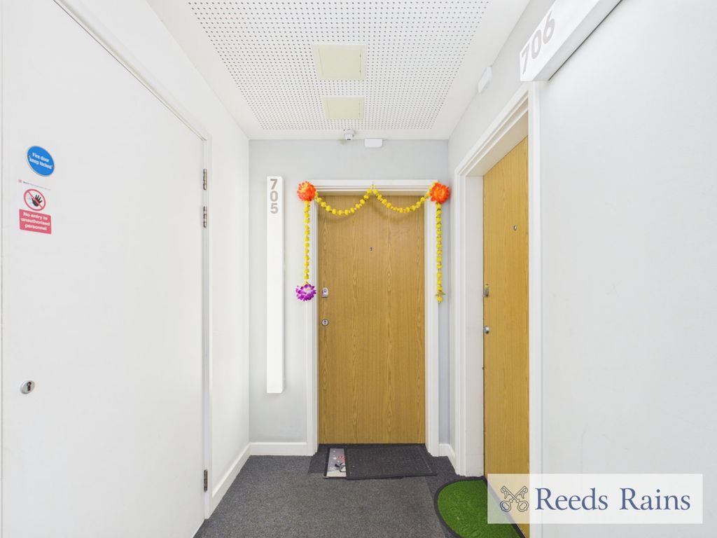 Property photo 2 of 17 Picture No. 02