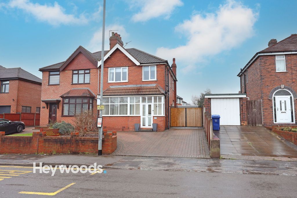 Property photo 1 of 36