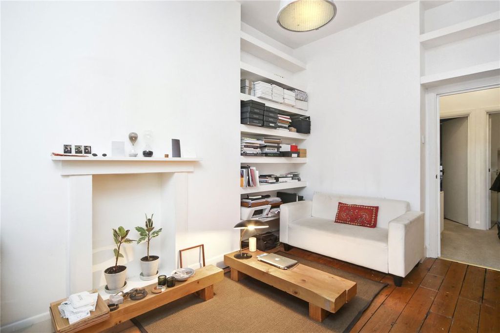 Property photo 1 of 6
