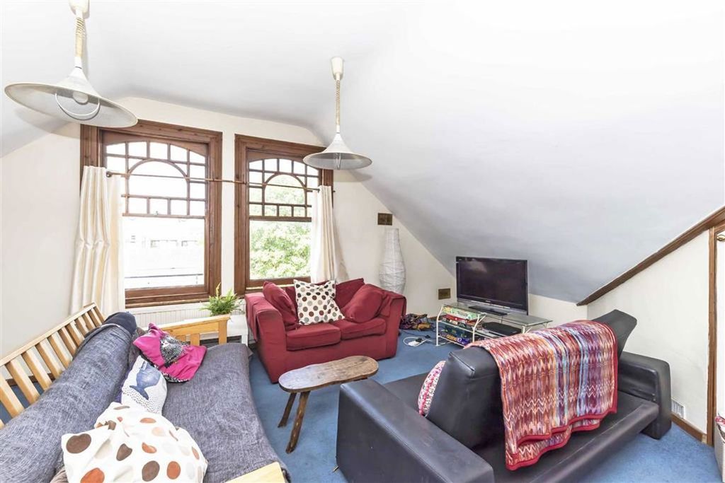 Property photo 2 of 5