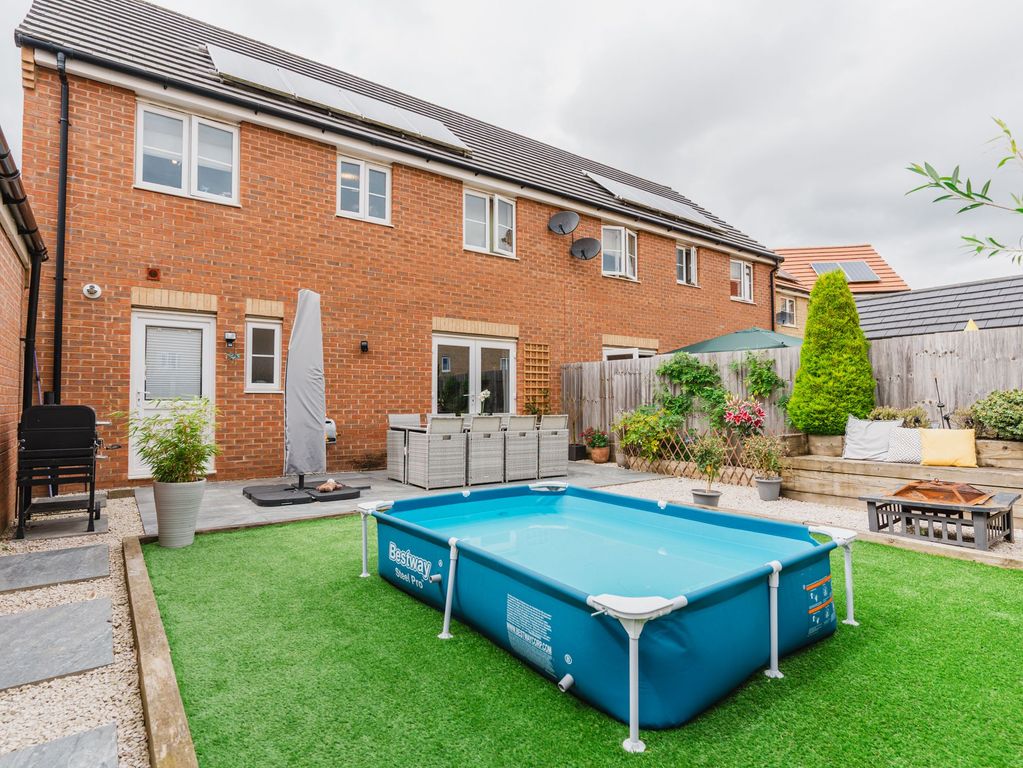 Property photo 2 of 28