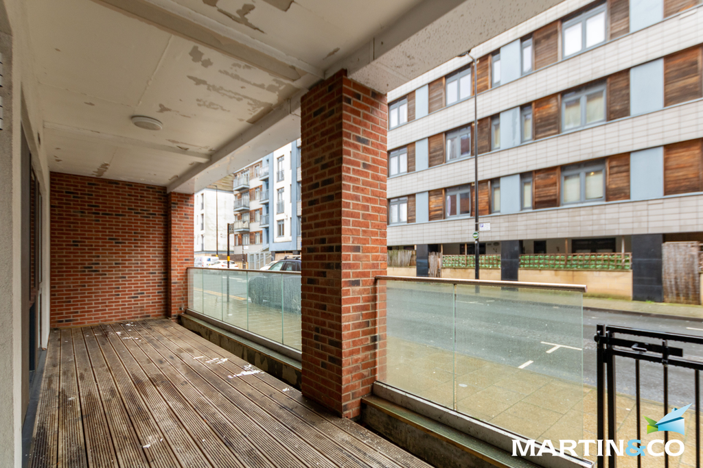 Property photo 3 of 7 Picture6