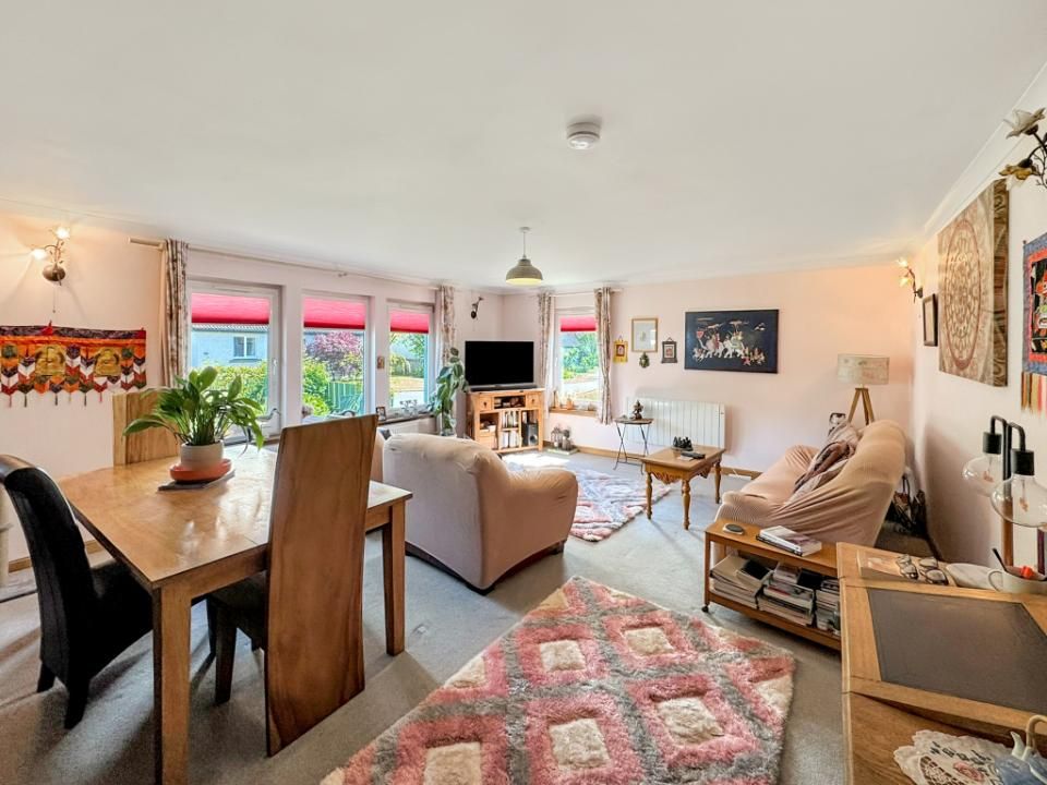 Property photo 3 of 46