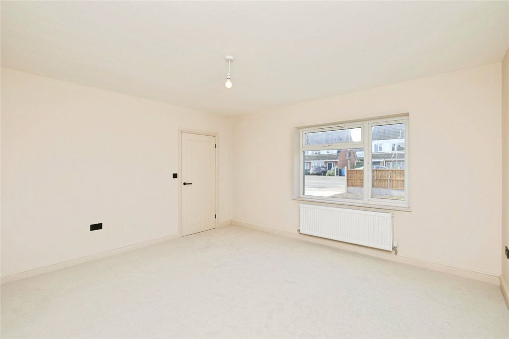 Property photo 2 of 25 Picture No. 85