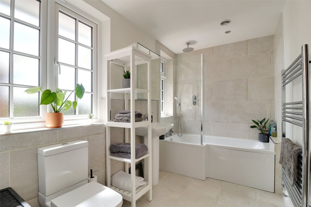 Property photo 3 of 13 3 - Bathroom