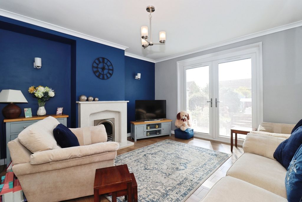 Property photo 3 of 18 Pbox-Img.Jpg
