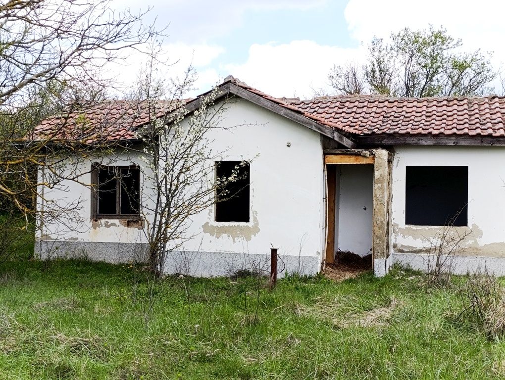 Property photo 1 of 5