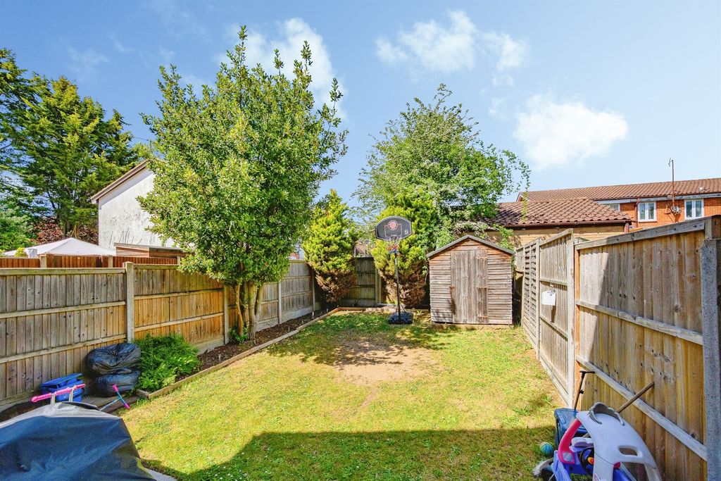 Property photo 2 of 15
