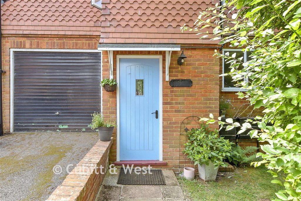 Property photo 1 of 13 External (Web)