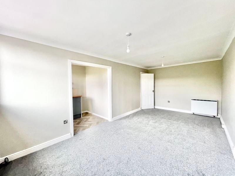 Property photo 3 of 11 Photo 3