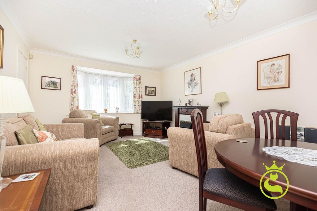 Property photo 3 of 19