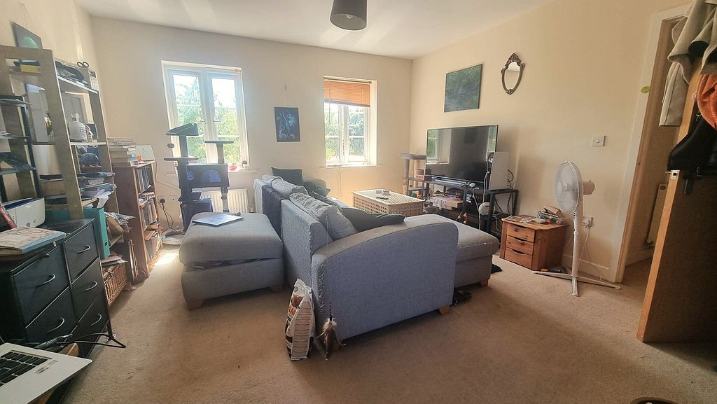Property photo 2 of 6
