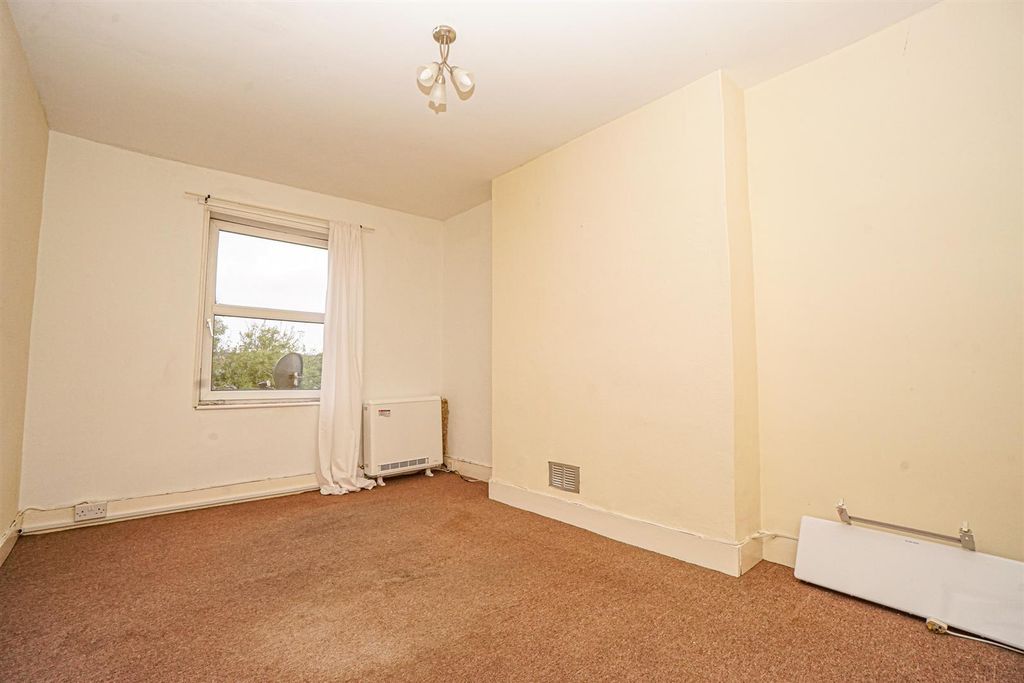 Property photo 3 of 8 Dsc07419_Alto.Jpg