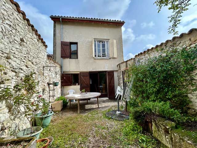 Property photo 1 of 14