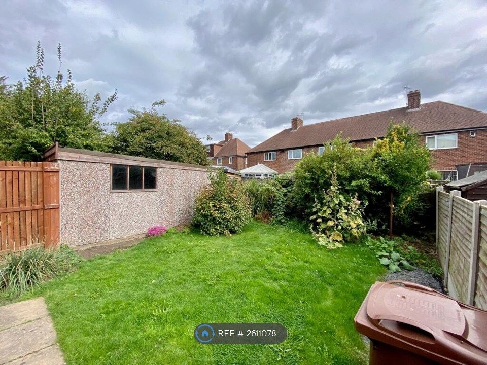 Property photo 3 of 14 Garden