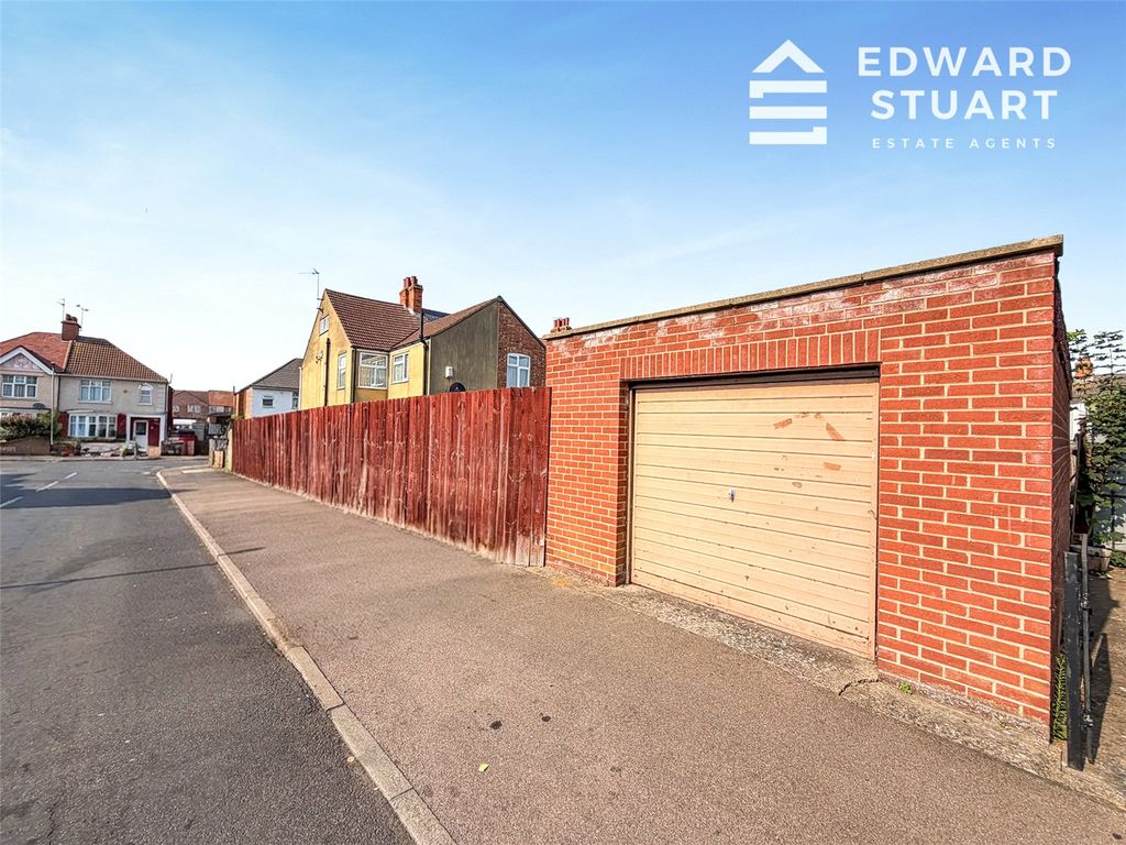 Property photo 3 of 14 Picture No. 02
