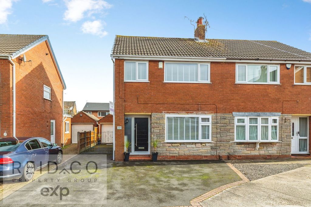 Property photo 1 of 13