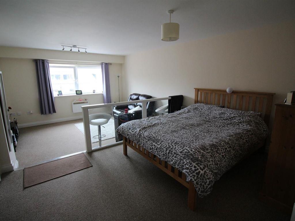 Property photo 3 of 7 Tufton.Jpg