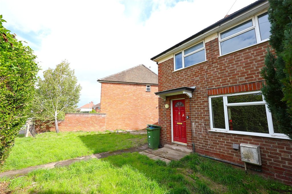 Property photo 2 of 23 Picture No. 17