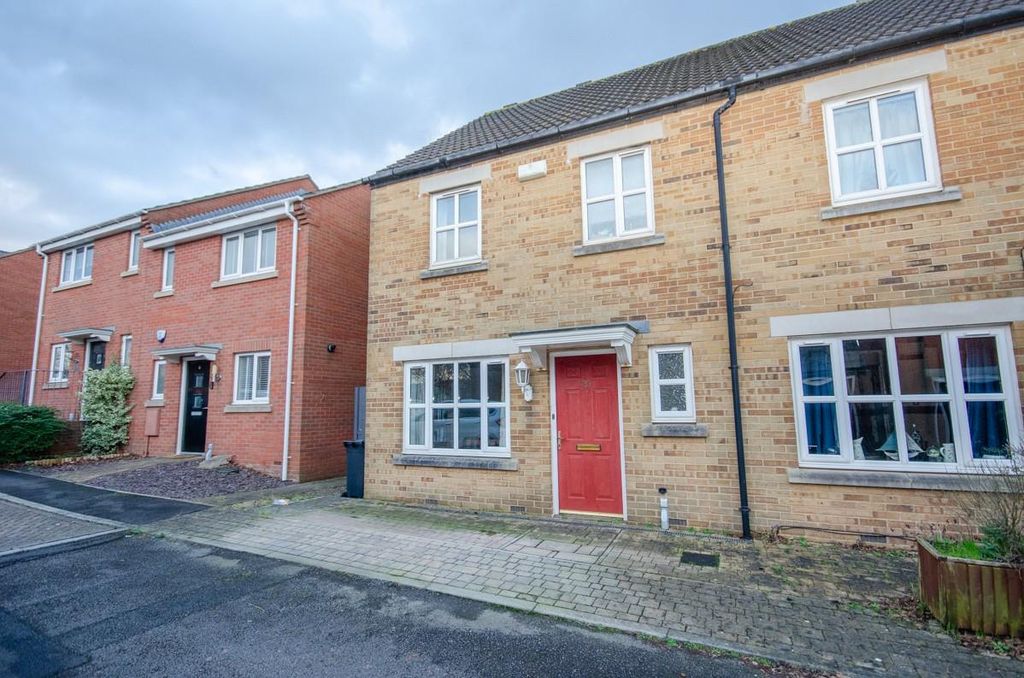 Property photo 1 of 14 Front.Jpg