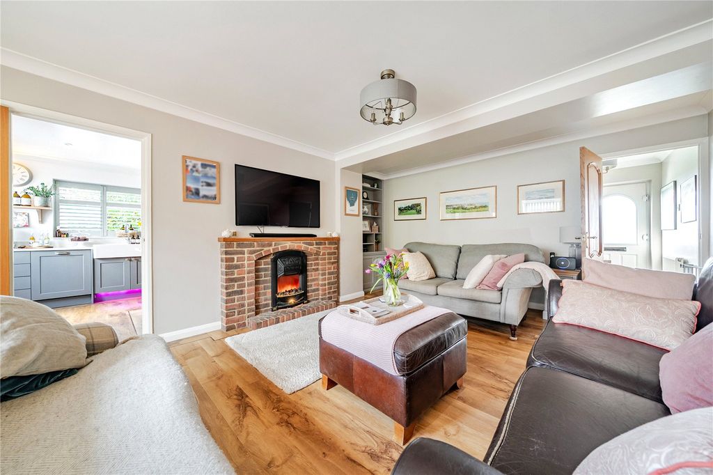 Property photo 3 of 21 Picture No. 18