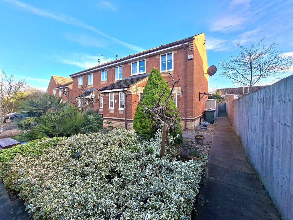 Property photo 2 of 5