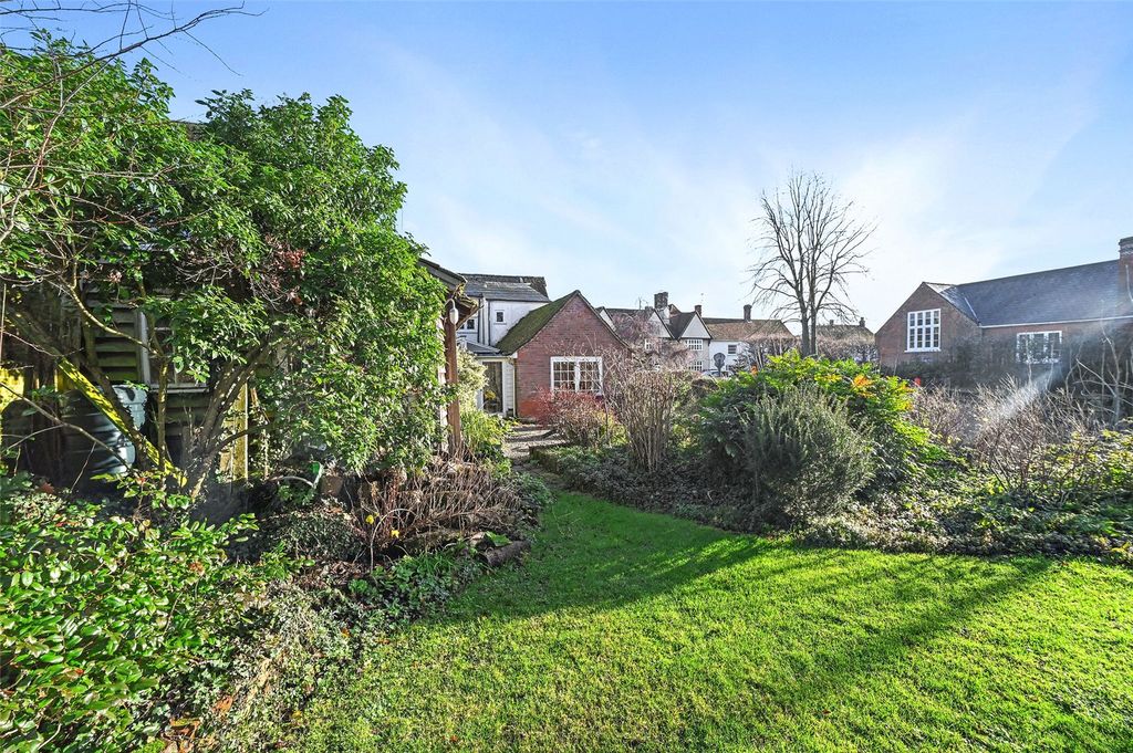 Property photo 3 of 22 Picture No. 05