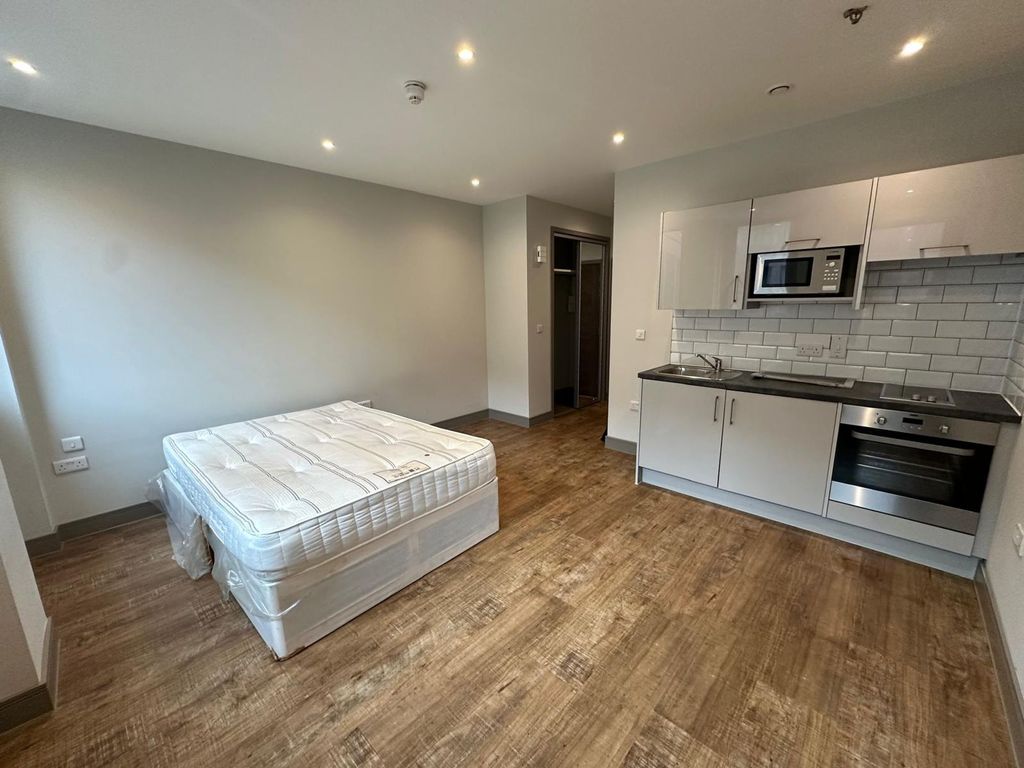 Property photo 2 of 3