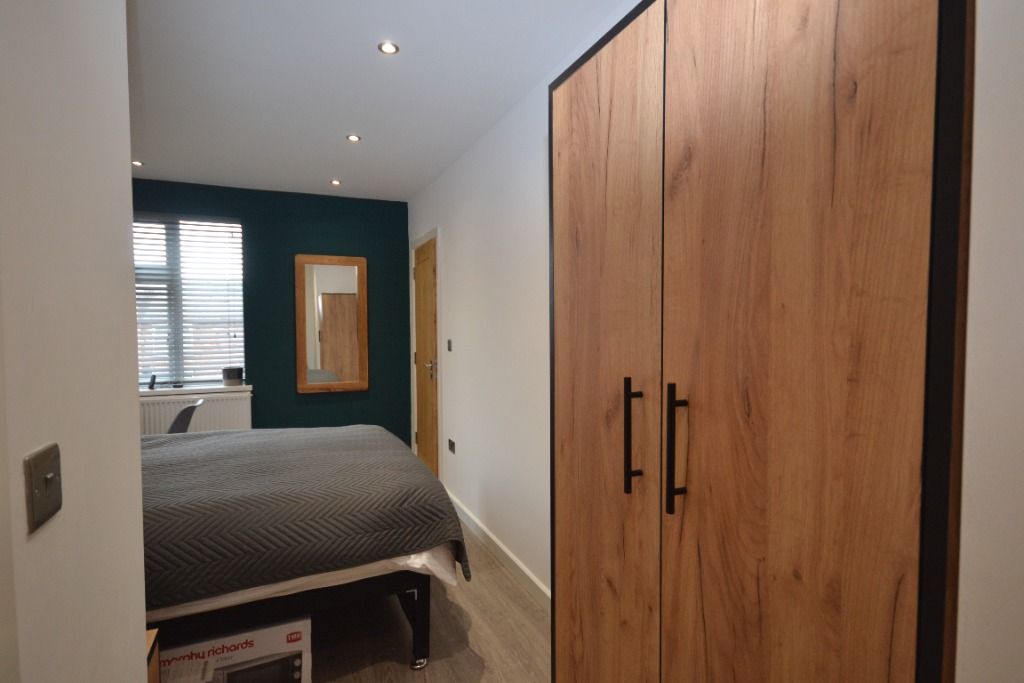 Property photo 2 of 3