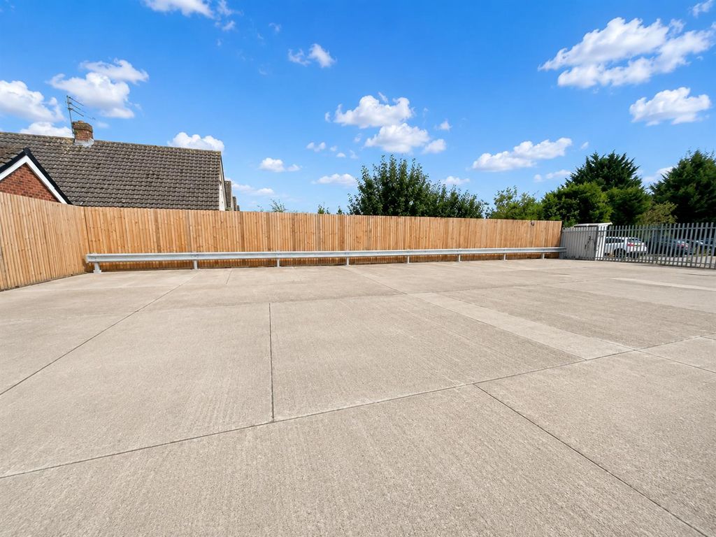 Property photo 3 of 6 Car Park Area.Png