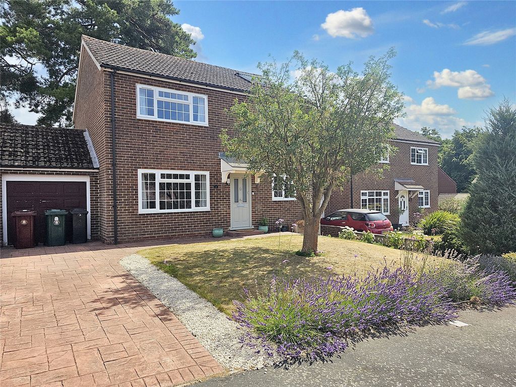Property photo 2 of 27 Picture No. 01