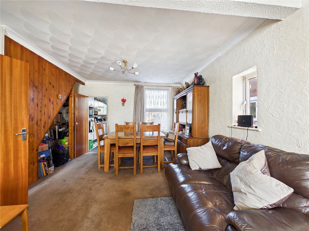 Property photo 3 of 10 Picture No. 02