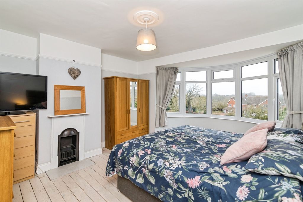 Additional image 10 of 3 bed semi-detached house for saleUpper Avenue, Halesworth IP19