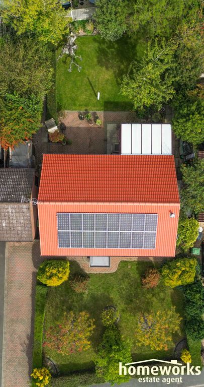 Property photo 2 of 16