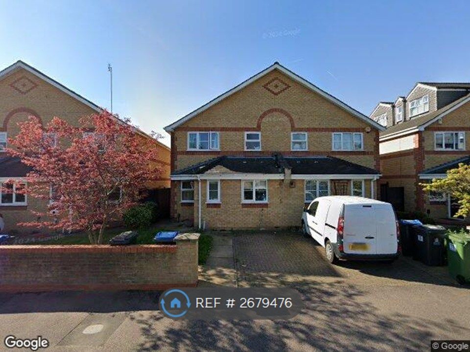 Property photo 1 of 8