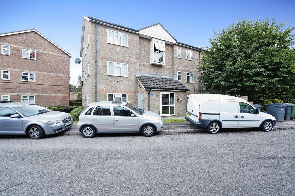 Property photo 1 of 7