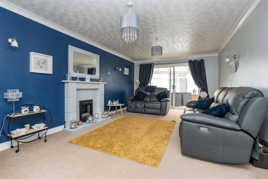 Property photo 3 of 34 Dsc06386.Jpg