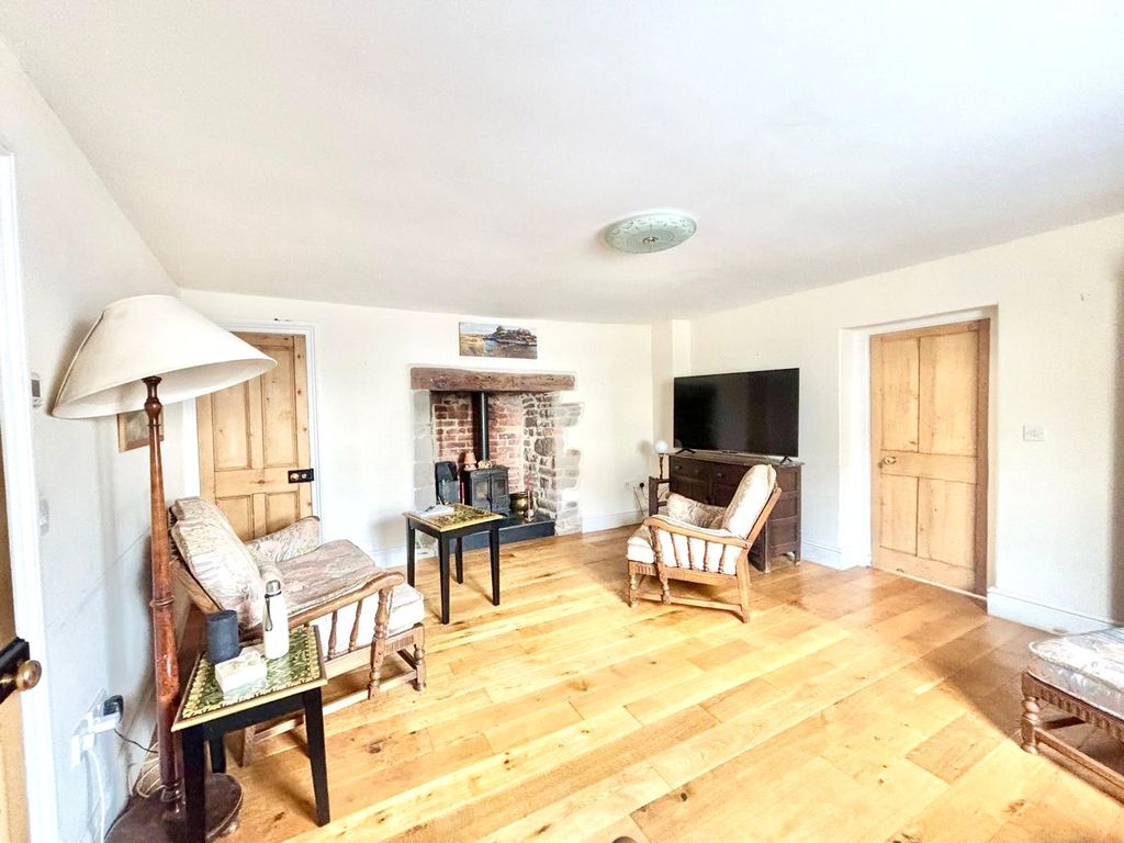 Property photo 3 of 14 Picture No. 08