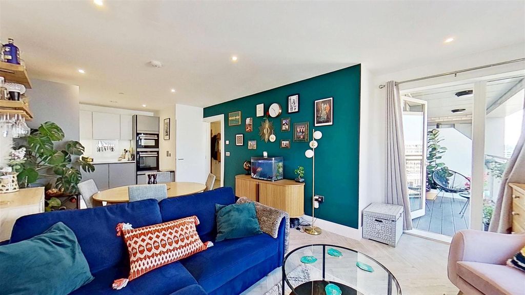 Property photo 1 of 18 Jacquard-Appartments-Wandsworth-Sw18-05272026_1837