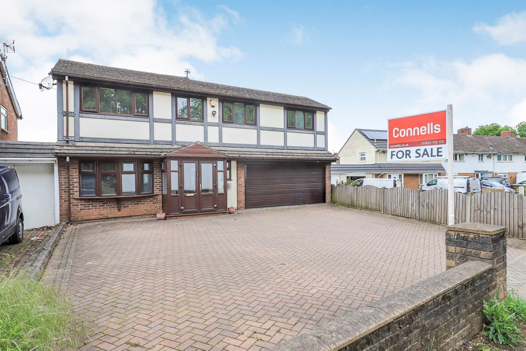 Property photo 1 of 18