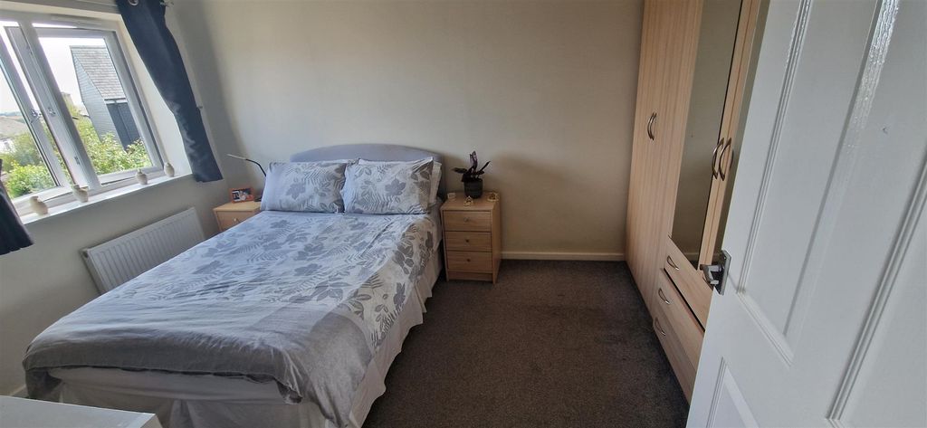 Property photo 3 of 13 Bedroom1.Jpg